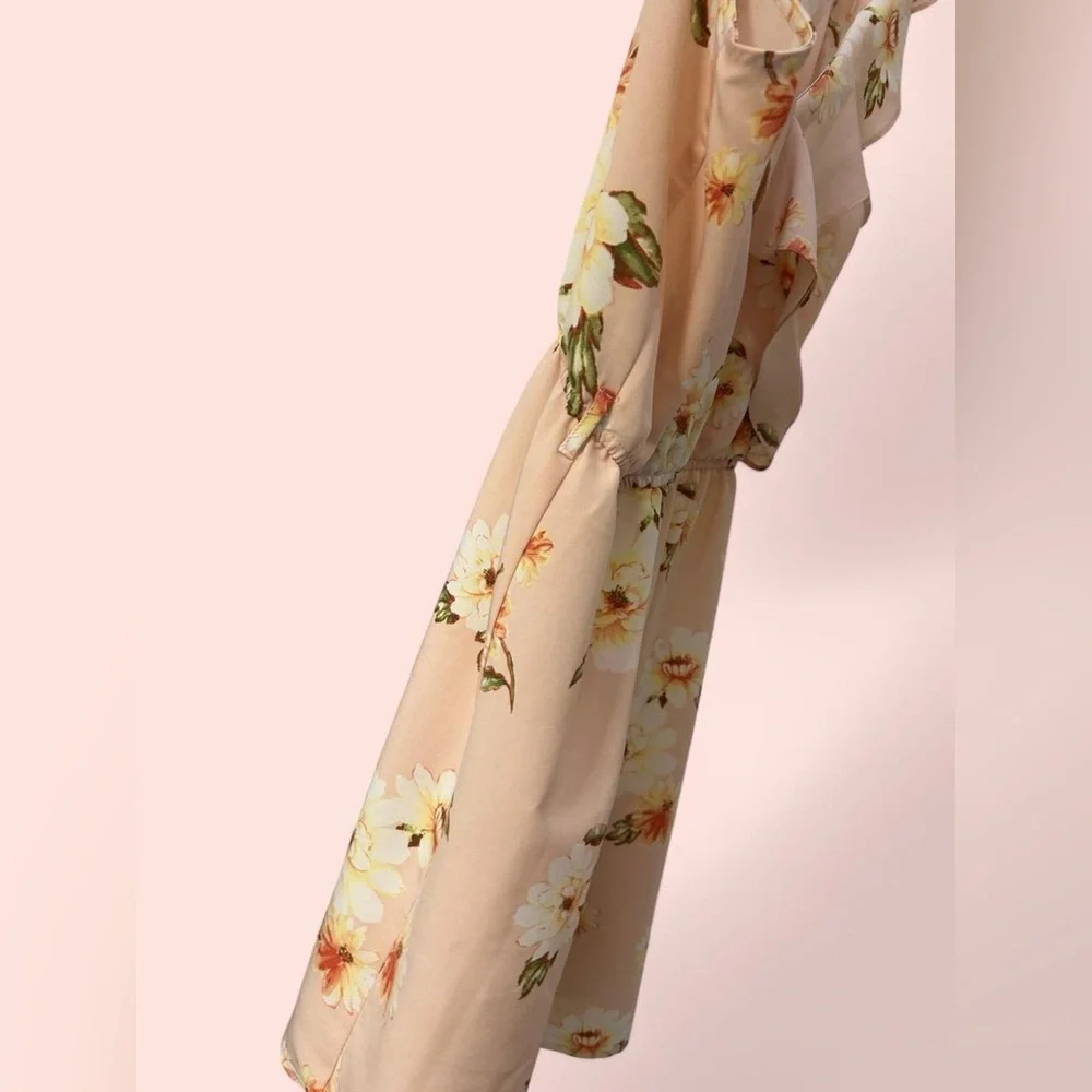 Sweet Wanderer Soft Blush Pink Floral Ruffle Cold Shoulder Mini Dress Large - Picture 7 of 9